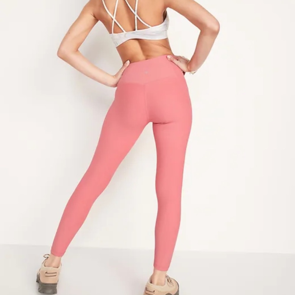 Old Navy High-Waisted PowerSoft 7/8-Length Side-Pocket Leggings Dried Rose Pink